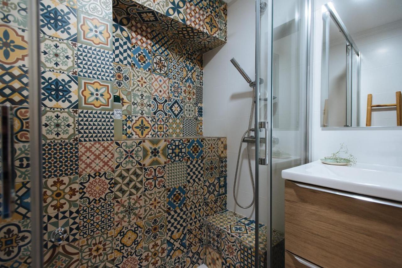 Apartamento Aitana'S Retreat With Charming Garden Sevilla Exterior foto